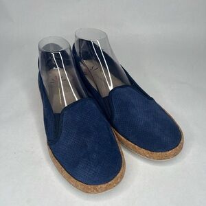 Isaac Mizrahi‎ 9.5 Blue Suede Loafers Shoes Preppy Comfort Slip-on Cork Flats